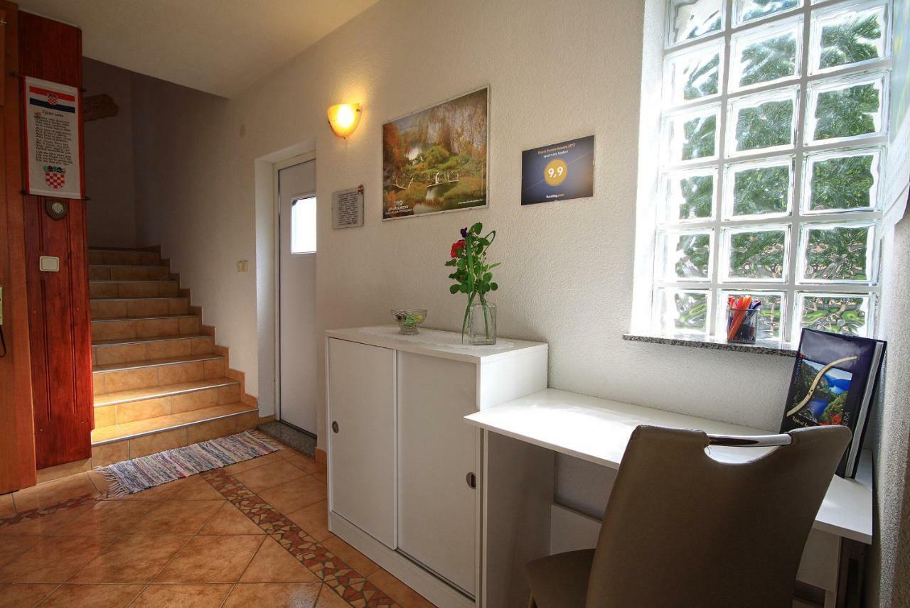 Apartment Medeni Rakovica Zewnętrze zdjęcie