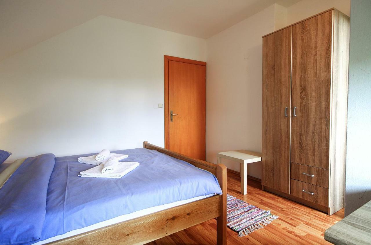 Apartment Medeni Rakovica Zewnętrze zdjęcie