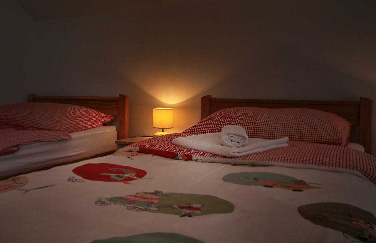 Apartment Medeni Rakovica Zewnętrze zdjęcie