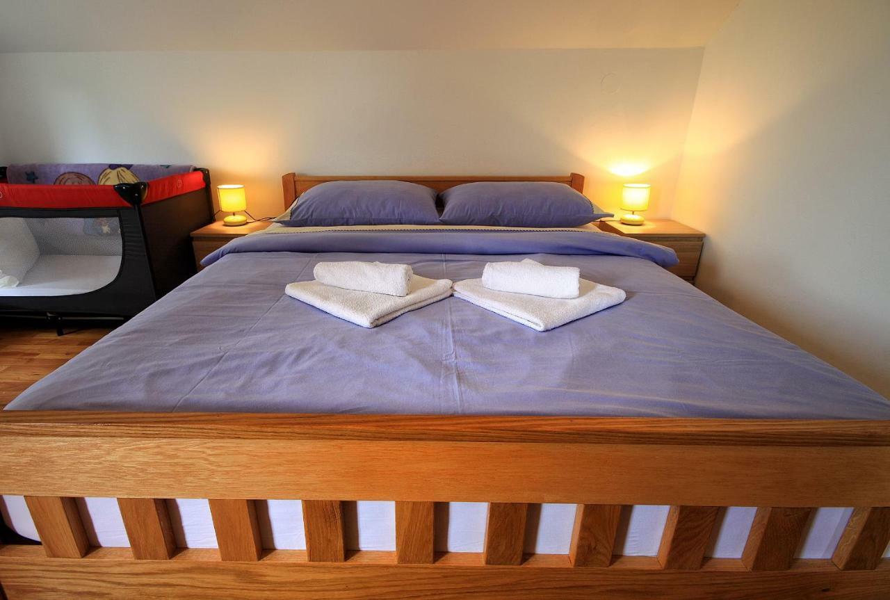 Apartment Medeni Rakovica Zewnętrze zdjęcie