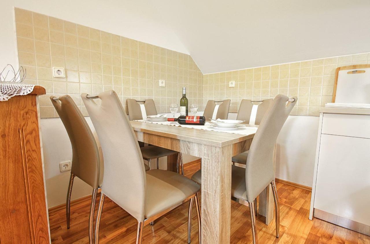 Apartment Medeni Rakovica Zewnętrze zdjęcie