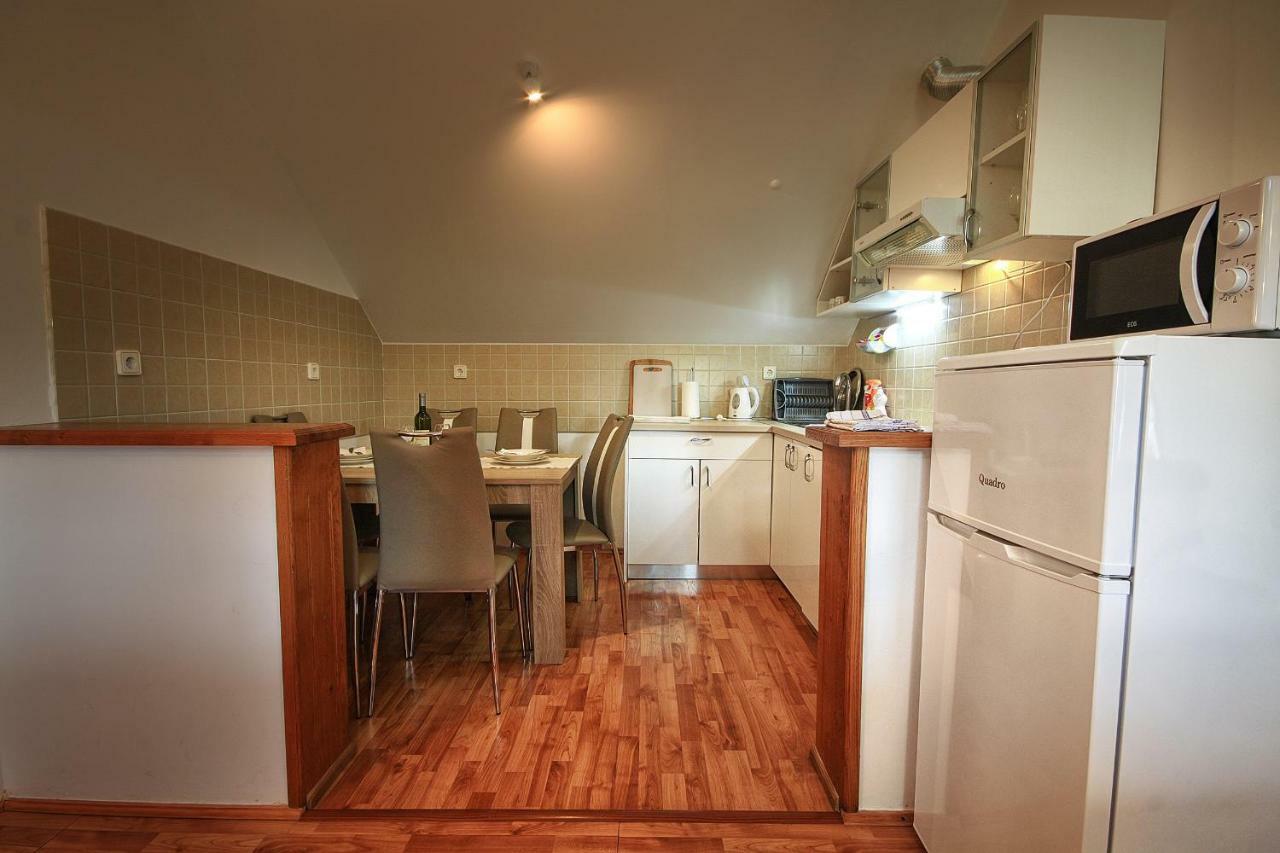 Apartment Medeni Rakovica Zewnętrze zdjęcie